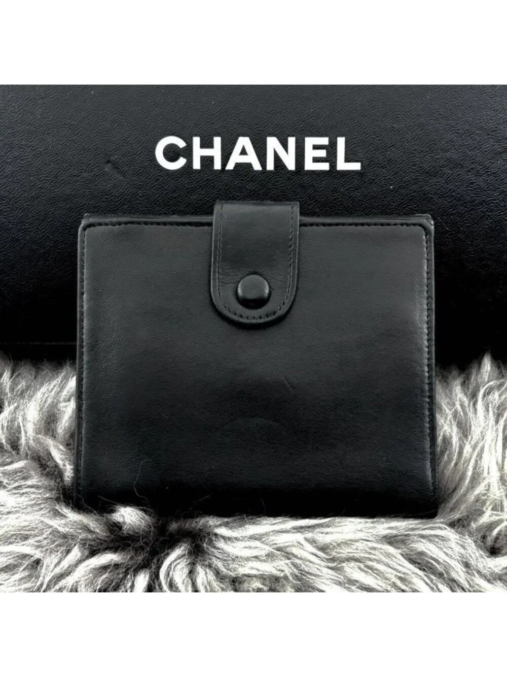 Chanel Wallet Coco Stitch Jumbo CC Logo Snap Bifold
